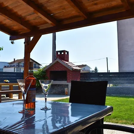 Ferienhaus Gabriela Sukošan
